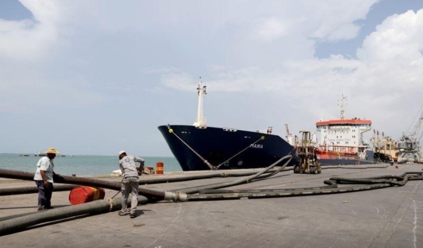 شركات التأمين البحري العالمية تبدأ بتفعيل مضاعفة قيمة التأمين على السفن المتوجهة إلى الموانئ اليمنية